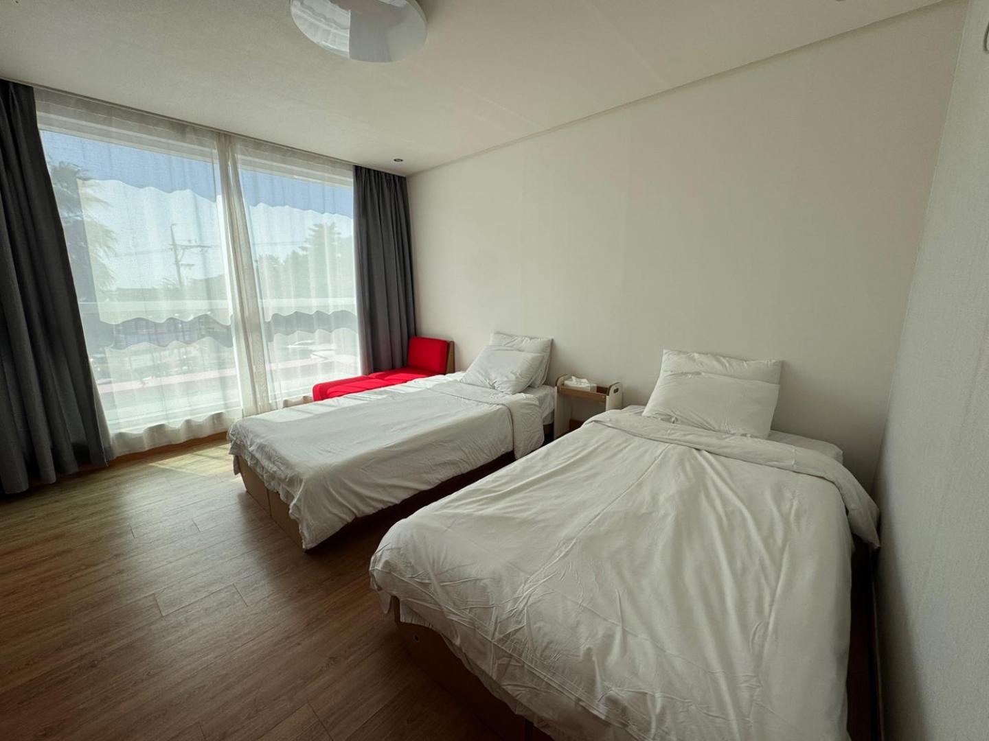 Bedradio Dodubong Hotel Oedo-dong Exterior photo